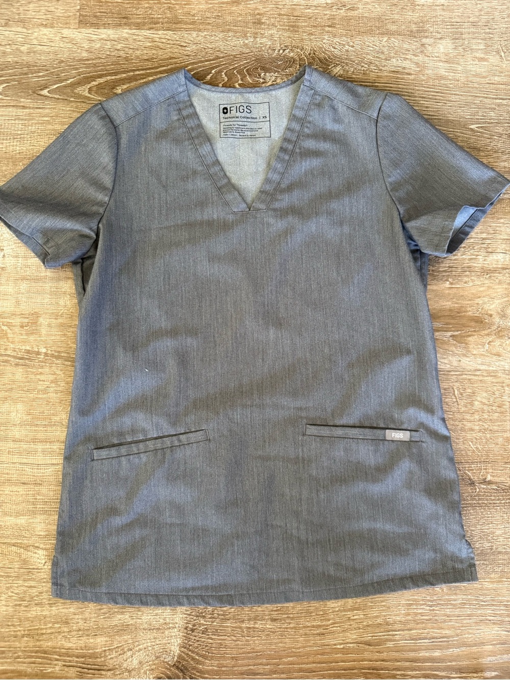 FIGS Graphite V-Neck Scrub Top